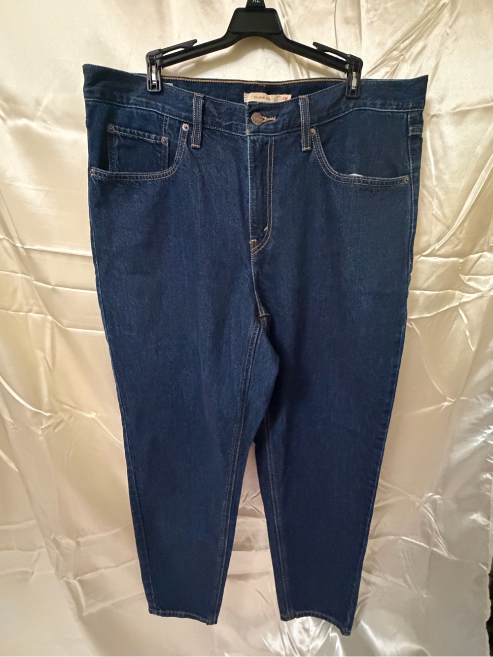 Levi’s Premium 80s Mom Jeans Women 14W Blue High Rise Tapered Ankle Denim